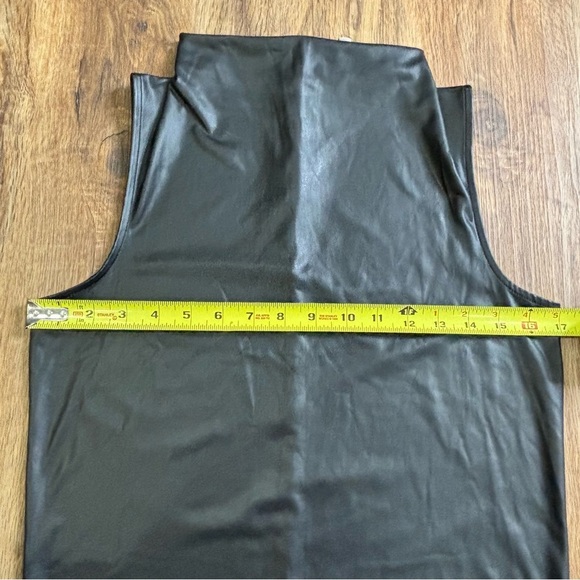 Leith Black Leather Sleeveless Top Zipper Back Closure Size Small - Picture 2 of 8